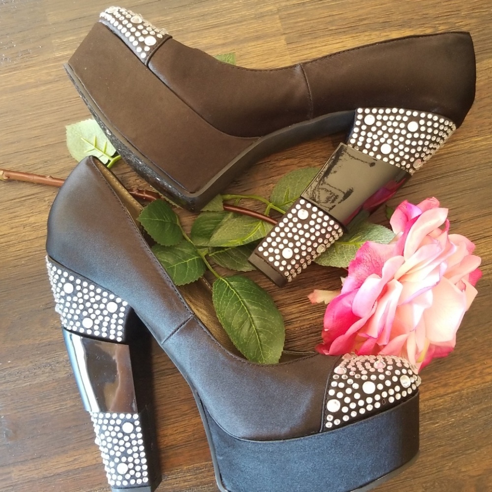 Sexy stacked heel - Michael Antonio Studios Ramada